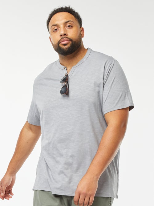 T-shirt con collo serafino - Kiabi