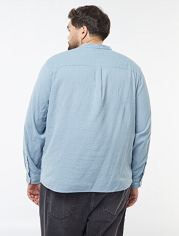 T-shirt con collo serafino in tessuto effetto crespone