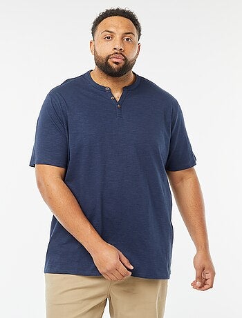 T-shirt con collo serafino
