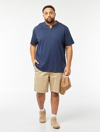 T-shirt con collo serafino