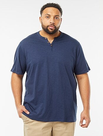 T-shirt con collo serafino