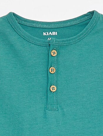 T-shirt con collo serafino