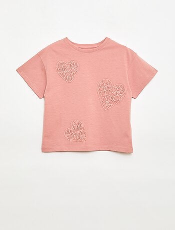 T-shirt con fiori in macramè