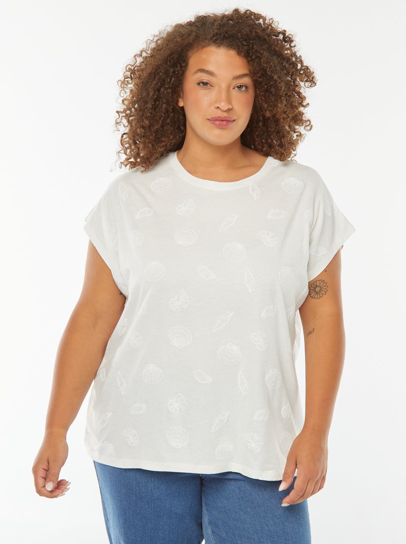 T-shirt con giromanica corto e ricami all over Bianco - Kiabi