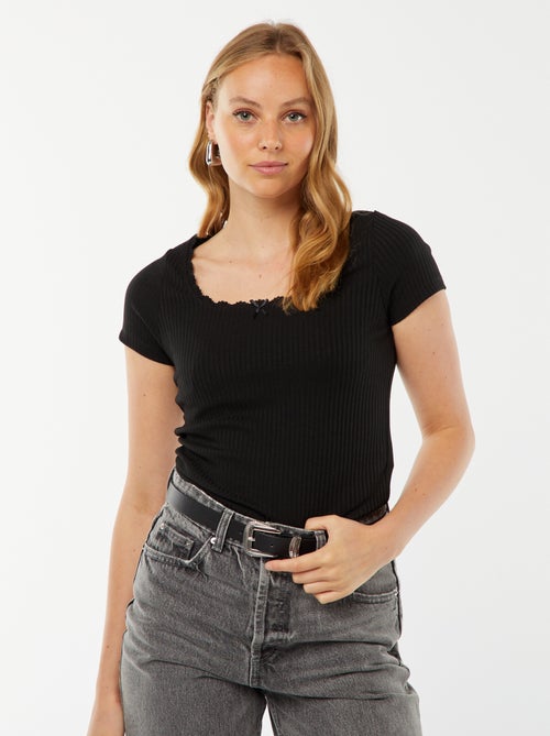 T-shirt con maniche corte con pizzo e fiocco fantasia - Kiabi