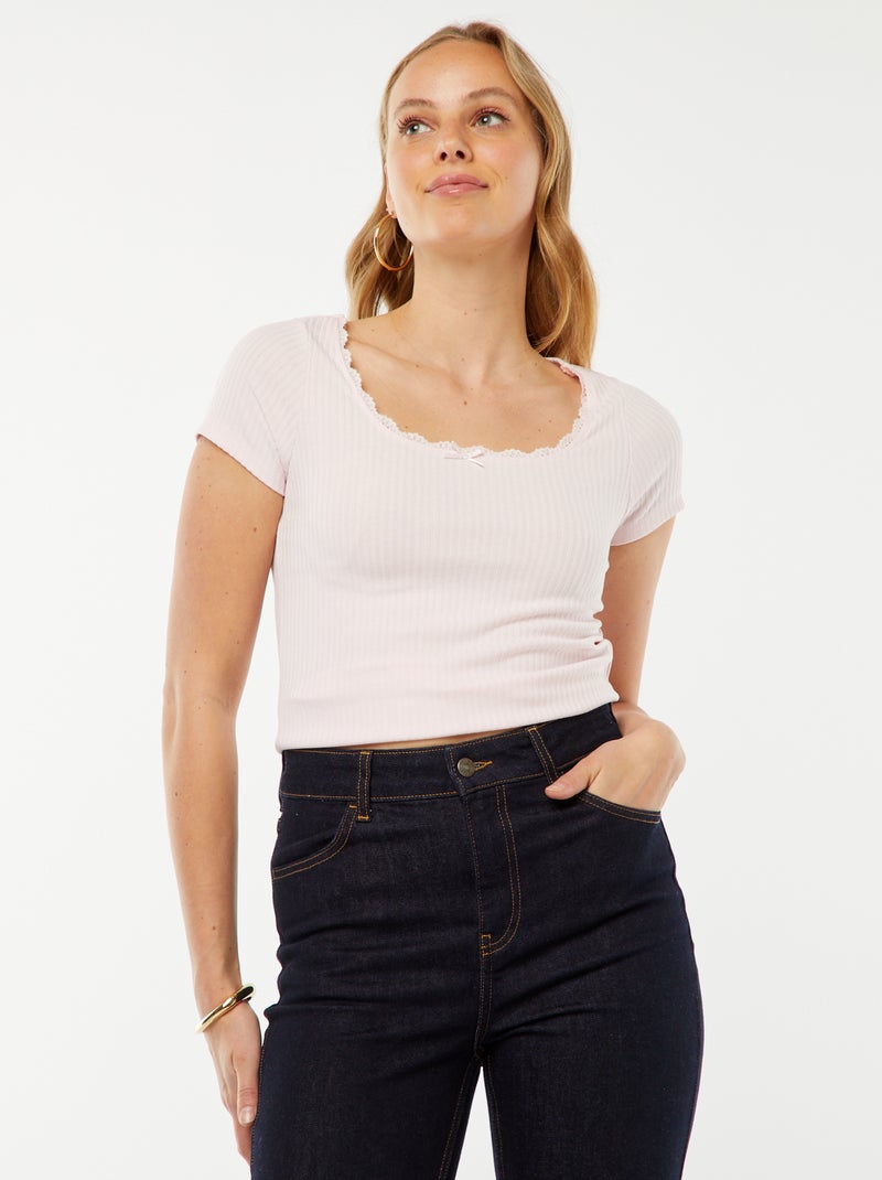 T-shirt con maniche corte con pizzo e fiocco fantasia Rosa - Kiabi