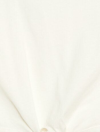 T-shirt con nodo in vita