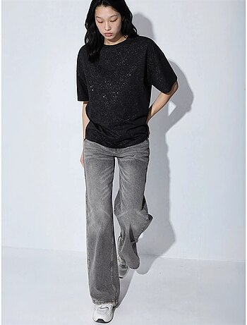 T-shirt con paillettes, girocollo e maniche corte busem