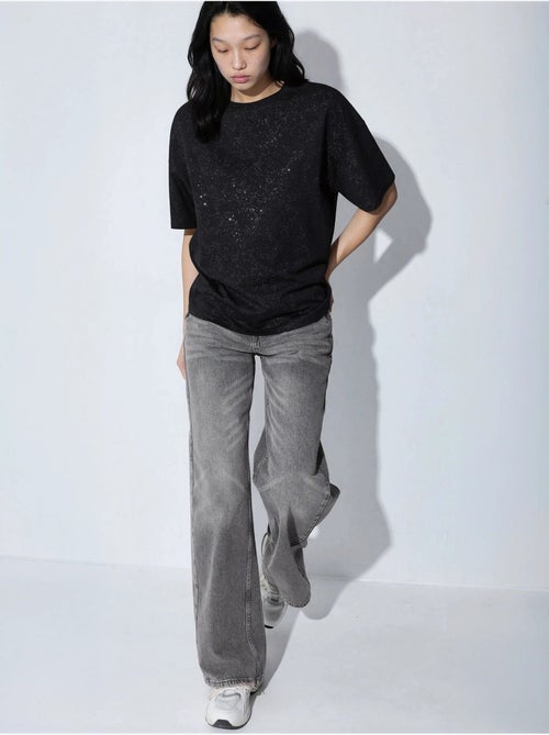 T-shirt con paillettes, girocollo e maniche corte busem - Kiabi T-shirt con paillettes, girocollo e maniche corte busem - Kiabi