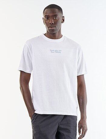 T-shirt con ricami a maniche corte