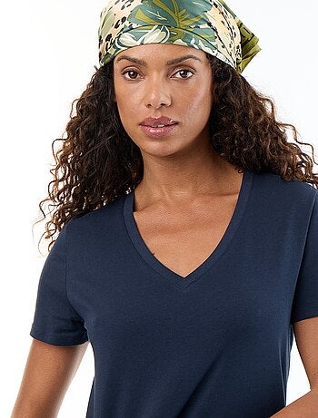 T-shirt con scollo a V