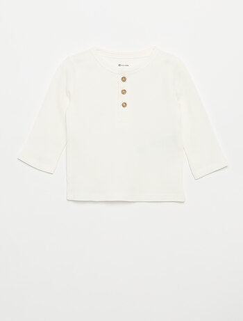 T-shirt con scollo alla tunisina