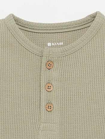 T-shirt con scollo alla tunisina