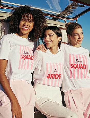 T-shirt con scritta EVJF