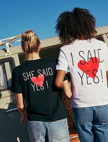 T-shirt con scritta EVJF