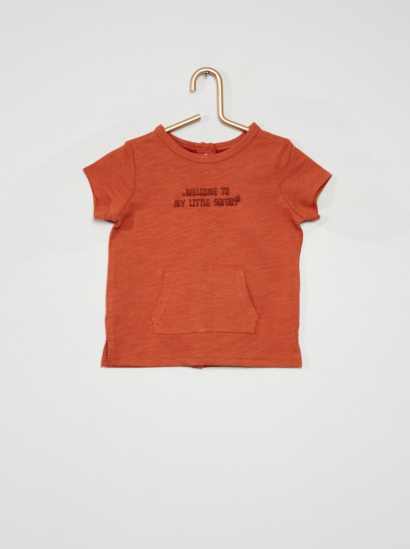 T-shirt con scritta ROSSO - Kiabi