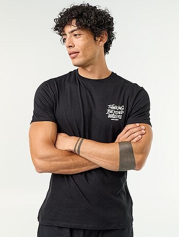 T-shirt con stampa fantasia a maniche corte