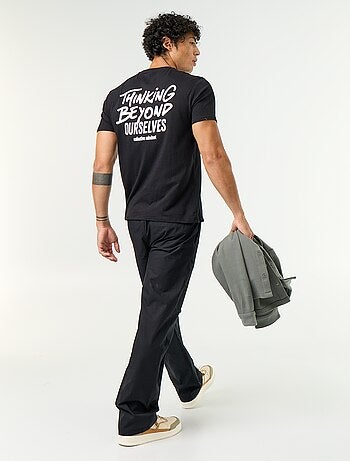 T-shirt con stampa fantasia a maniche corte