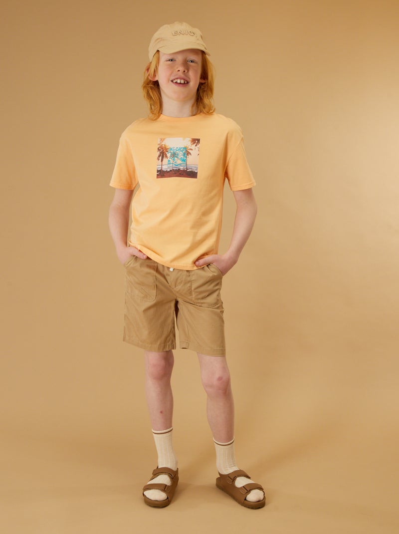 T-shirt con stampa fotografica e scritta ricamata ARANCIONE - Kiabi