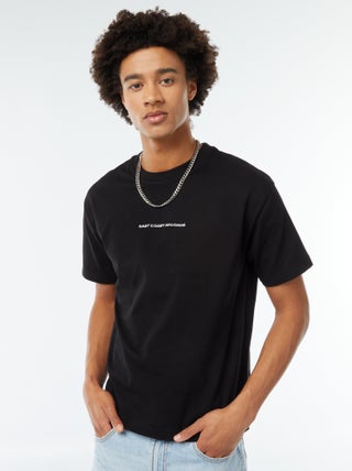 T-shirt con stampa sul petto