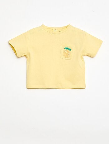 T-shirt con tasca fantasia e ricamo
