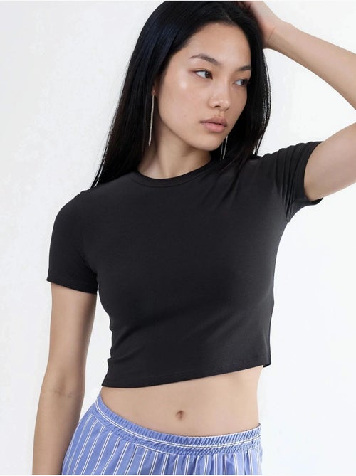 T-shirt corta con scollo rotondo busem - Kiabi T-shirt corta con scollo rotondo busem - Kiabi