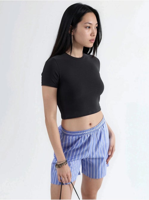 T-shirt corta con scollo rotondo busem - Kiabi T-shirt corta con scollo rotondo busem - Kiabi
