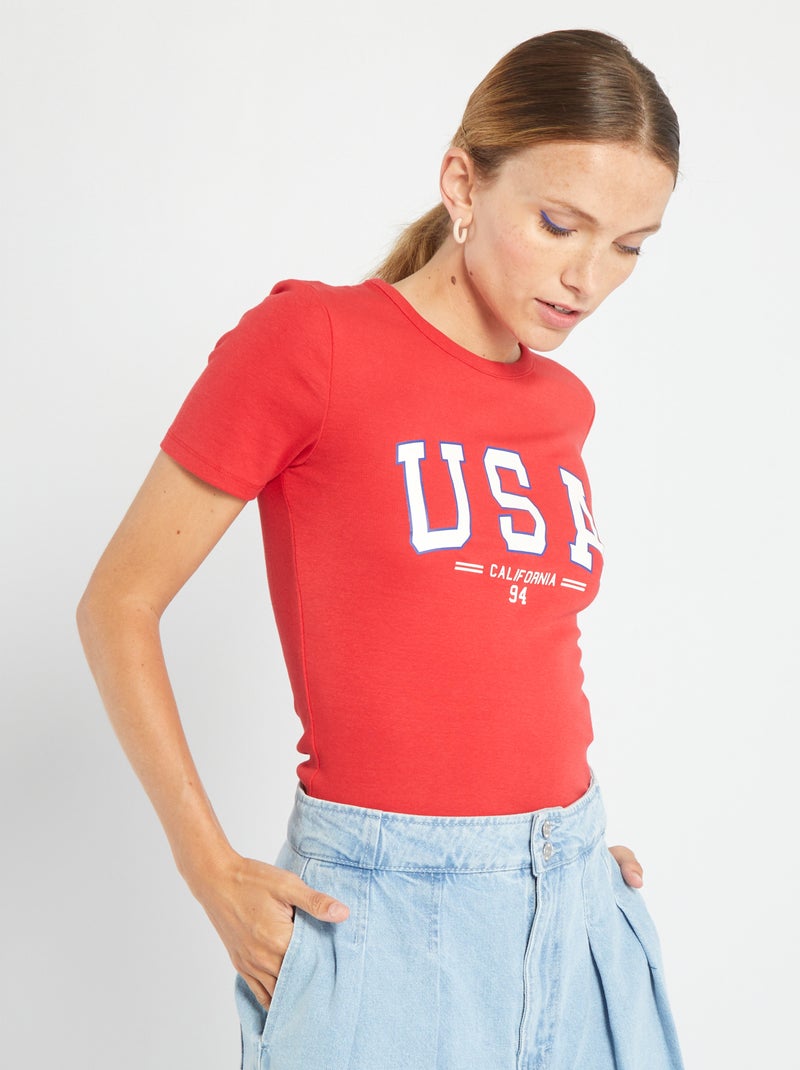 T-shirt corta con stampa stile college ROSSO - Kiabi