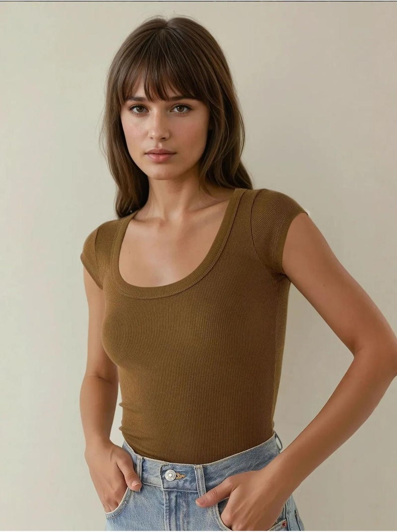 T-shirt corta girocollo aderente a costine manica corta hiccup Marrone - Kiabi