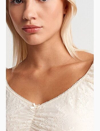 T-shirt corta in pizzo aderente manica corta dilvin