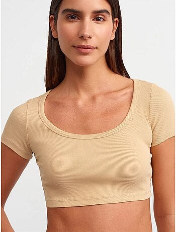T-shirt crop a coste da donna dilvin