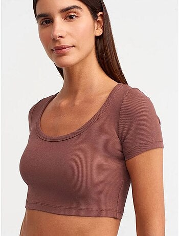 T-shirt crop a coste da donna dilvin