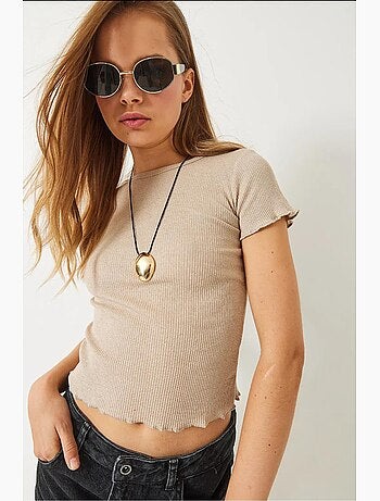 T-shirt crop a costine con girocollo e dettaglio bordo ondulato lucci