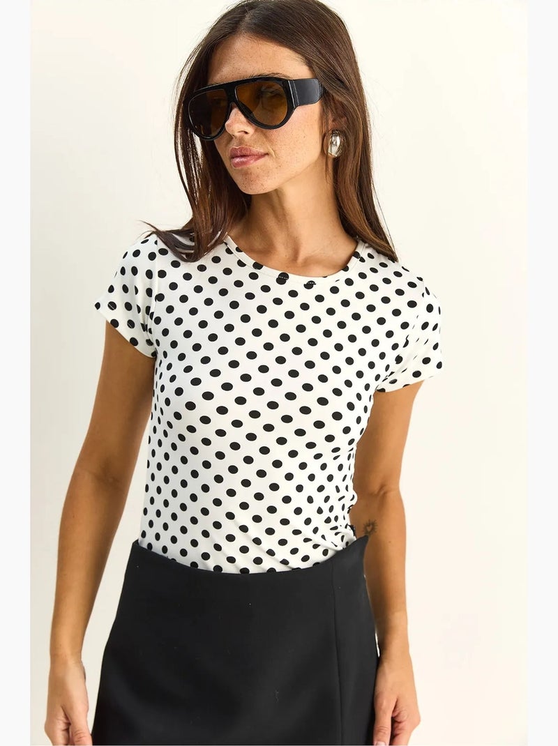 T-shirt crop a pois con girocollo lucci Bianco Nero - Kiabi