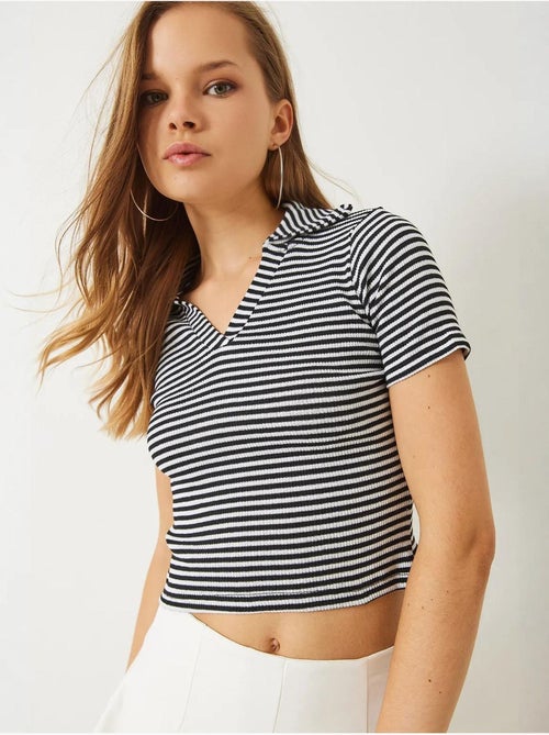 T-shirt crop a righe slim fit lucci - Kiabi T-shirt crop a righe slim fit lucci - Kiabi