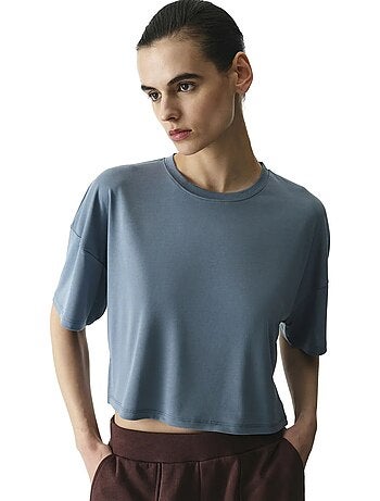 T-shirt crop in modal con spacco penti