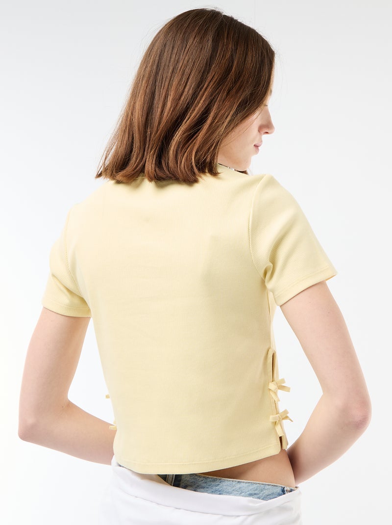 T-shirt cropped a coste con nodi Giallo - Kiabi