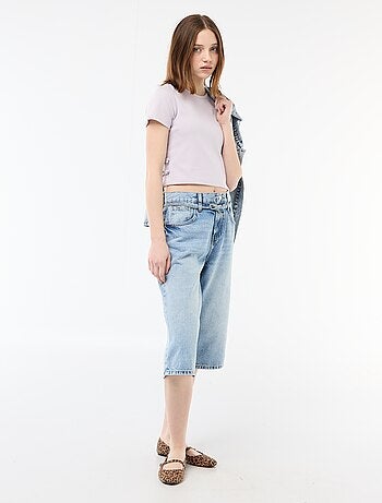 T-shirt cropped a coste con nodi