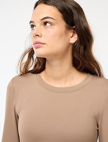 T-shirt cropped con effetto stropicciato