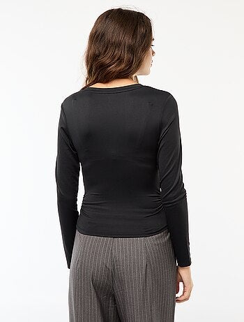 T-shirt cropped con effetto stropicciato