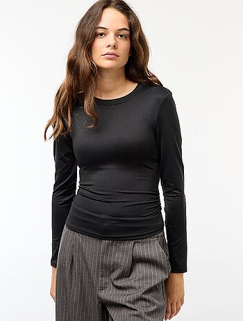 T-shirt cropped con effetto stropicciato