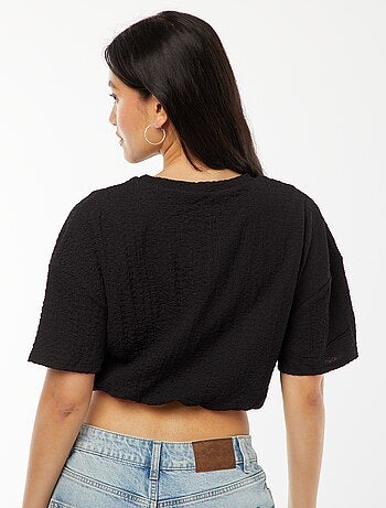 T-shirt cropped in maglia goffrata