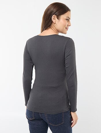 T-shirt da allattamento incrociata davanti