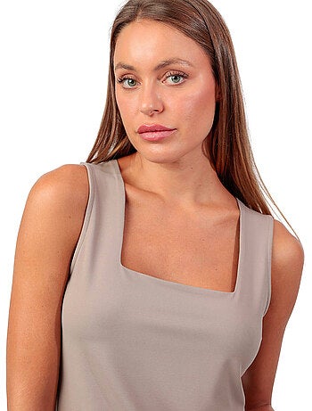 T-shirt da donna ADMAS senza maniche, tinta unita, con scollo quadrato.