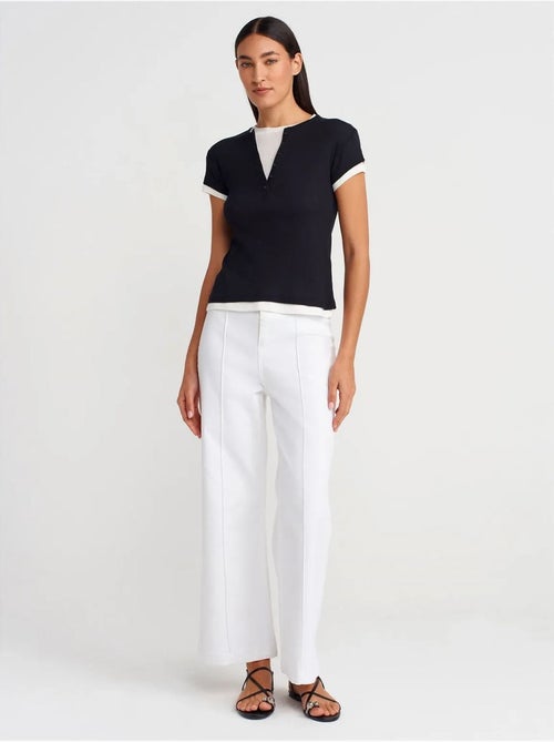 T-shirt da donna in cotone con scollo a v e bottoni dilvin - Kiabi T-shirt da donna in cotone con scollo a v e bottoni dilvin - Kiabi