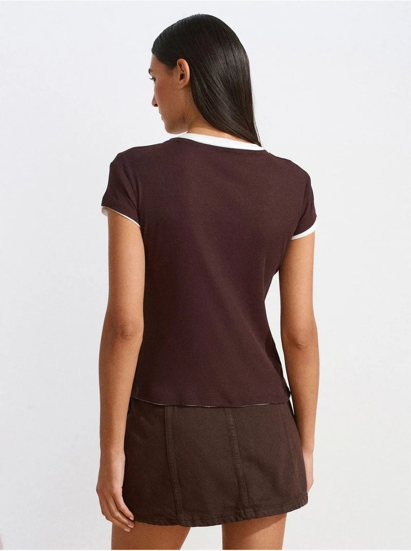 T-shirt da donna in cotone con scollo a v e bottoni dilvin Rosso bordeaux - Kiabi