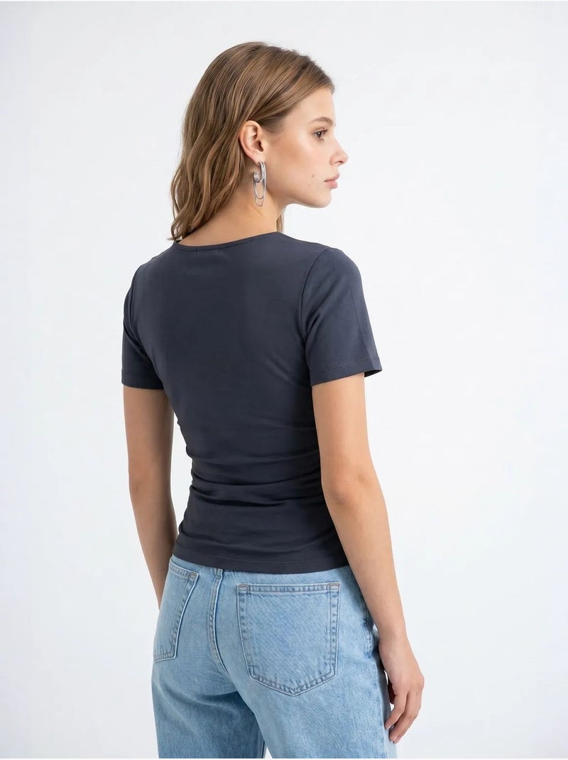 T-shirt da donna slim fit con scollo a barca mixray Grigio nero - Kiabi
