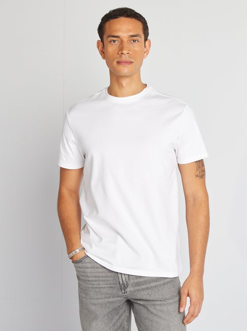 T-shirt da uomo in cotone a girocollo tinta unita - Kiabi T-shirt da uomo in cotone a girocollo tinta unita - Kiabi