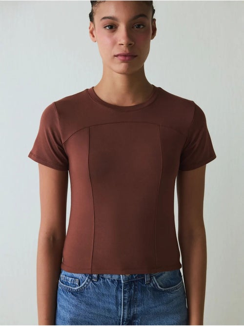 T-shirt donna con girocollo slim fit in modal penti - Kiabi T-shirt donna con girocollo slim fit in modal penti - Kiabi