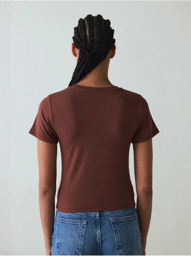 T-shirt donna con girocollo slim fit in modal penti Marrone - Kiabi